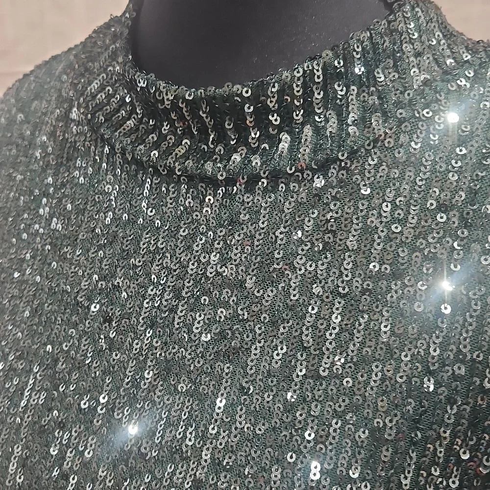 Calvin Klein Emerald Green Sequined Short-Sleeve Mock Neck Top size L - Picture 5 of 6